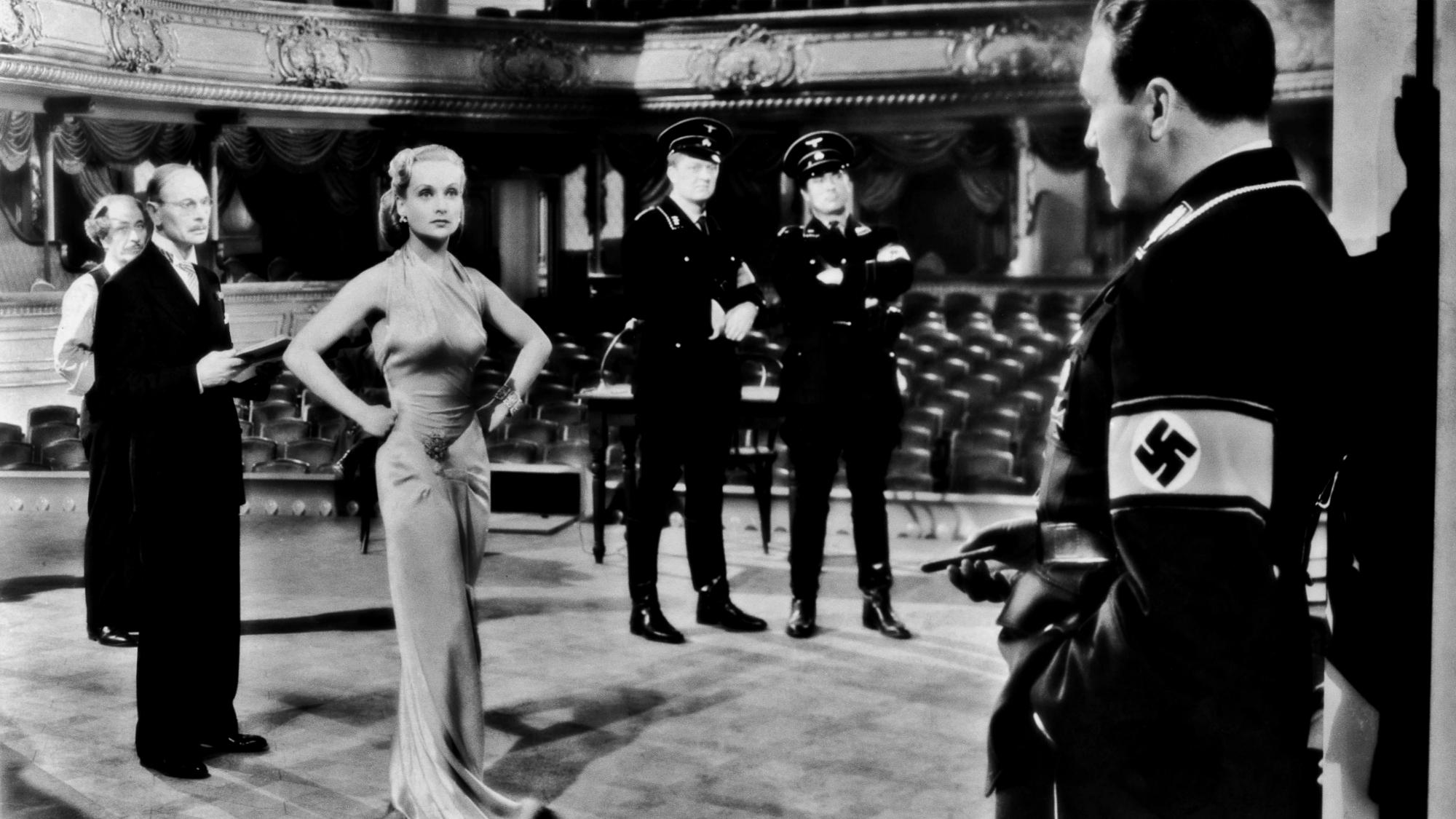 To Be or Not to Be (1942)