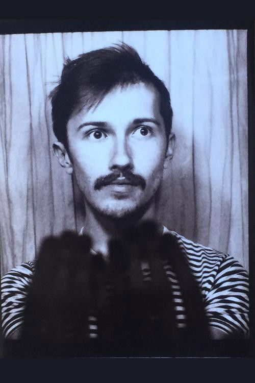 et billede af Roge Stack