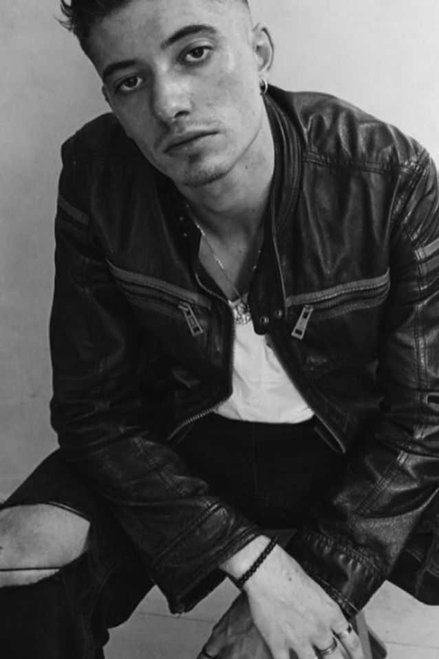 et billede af Adrián Rodríguez