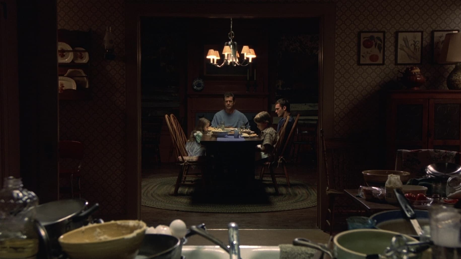 Signs (2002)