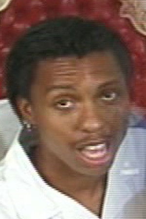 et billede af Shai Day