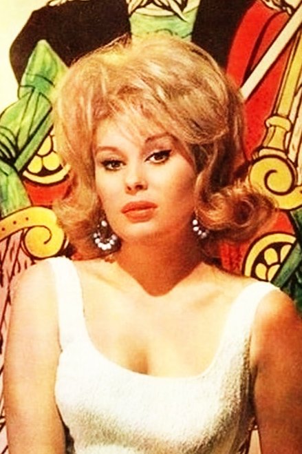 Delfi Mauro's picture in the cast