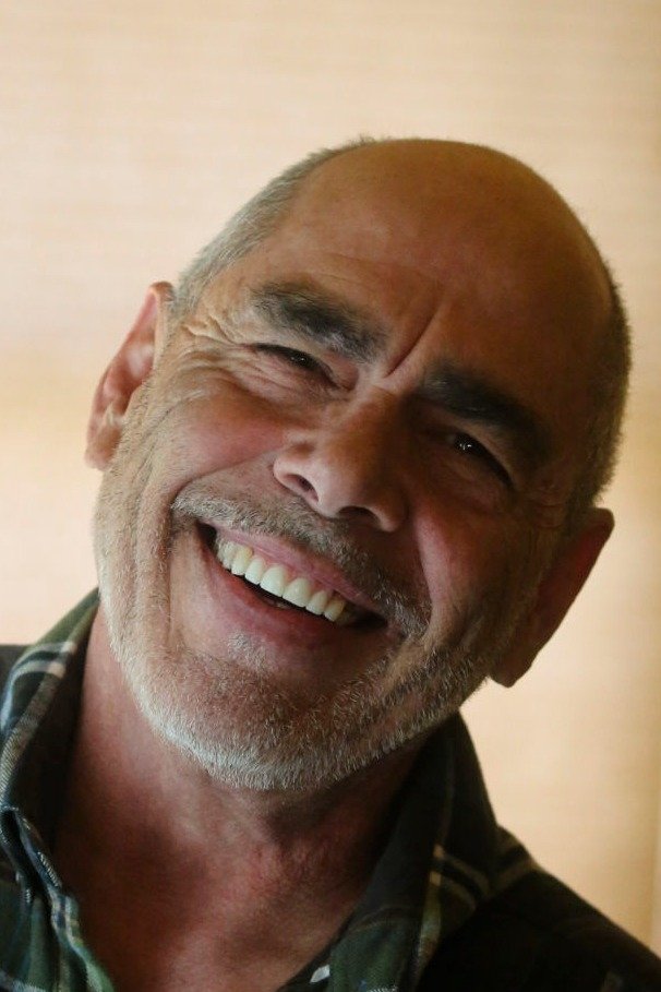 et billede af Jimmy Santiago Baca