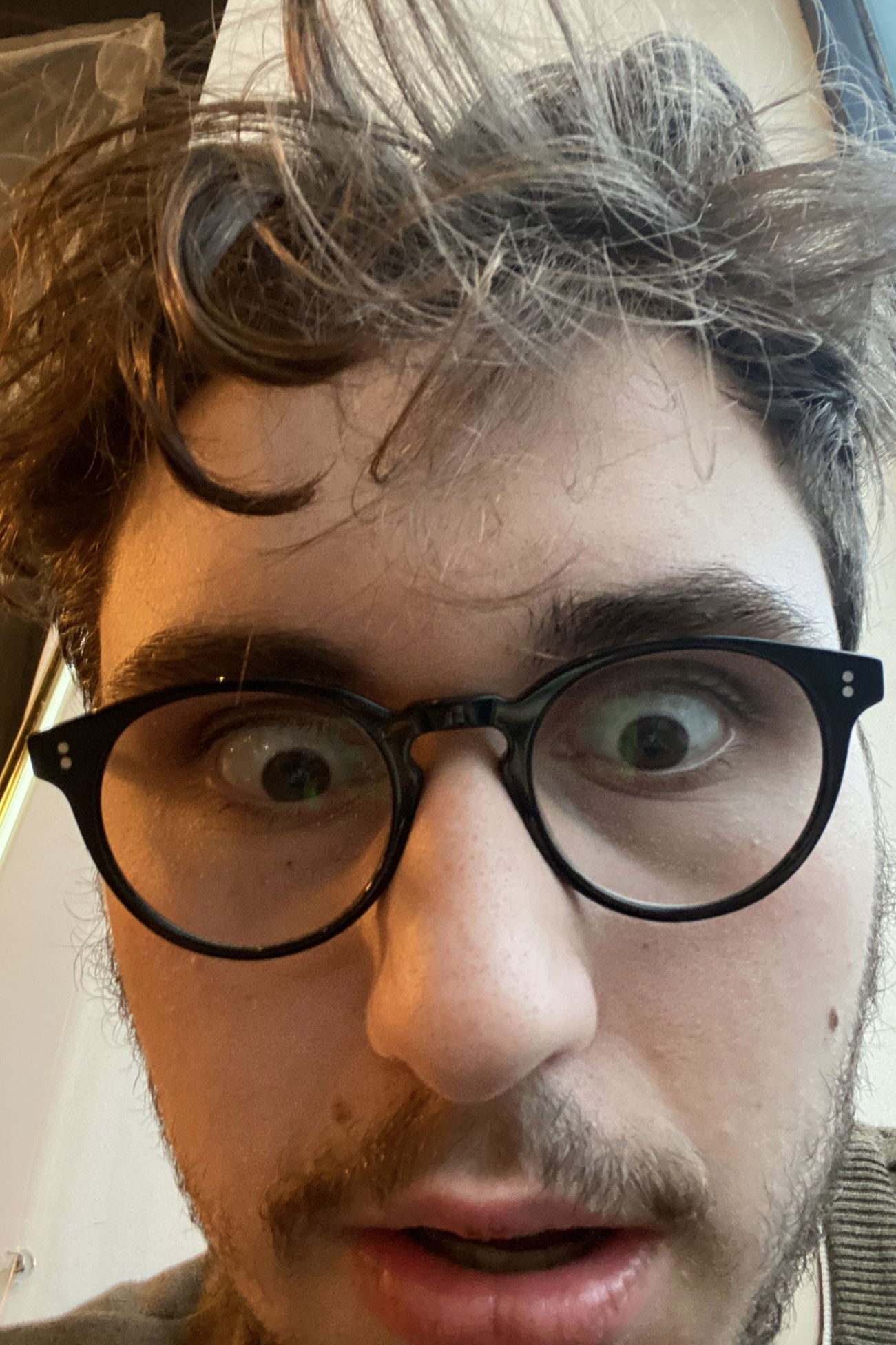 et billede af Ezra Course