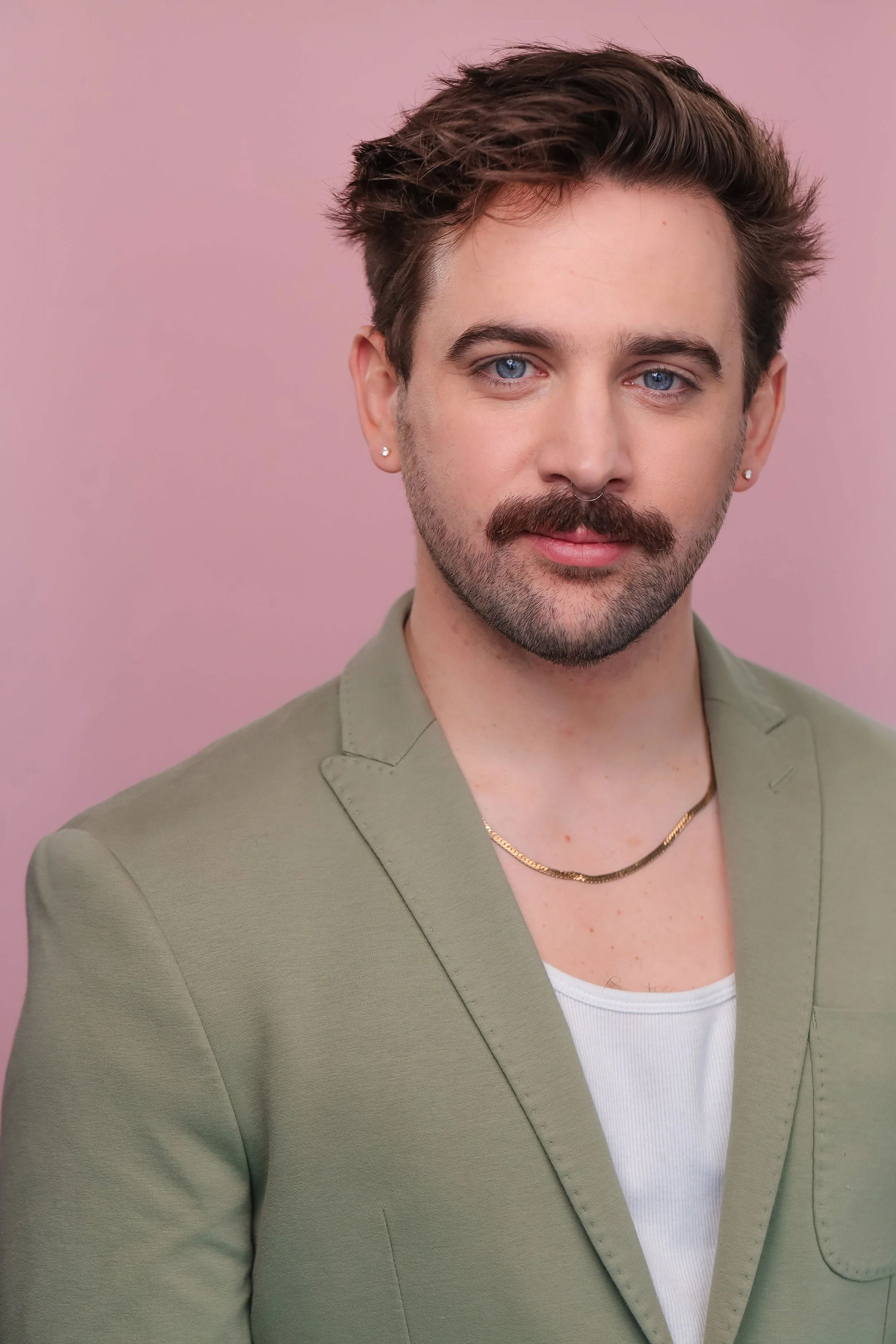 et billede af Grant Carriker