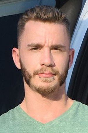 et billede af Mac Savage