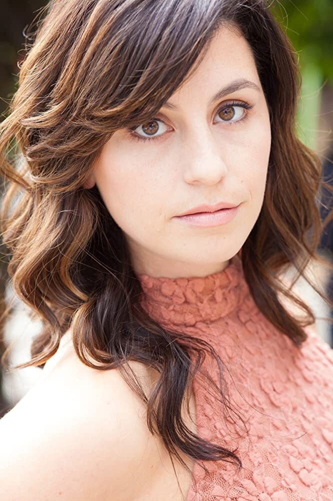 et billede af Sarah Karjian