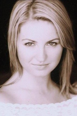 et billede af Hallie Bird