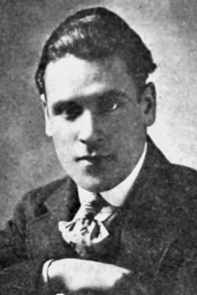 et billede af Lou Marks