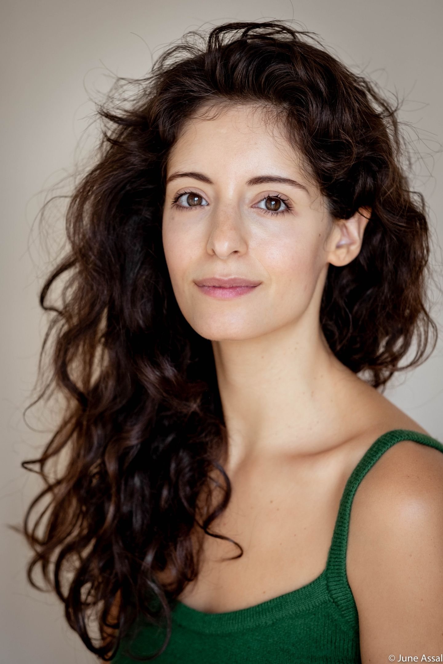 et billede af June Assal