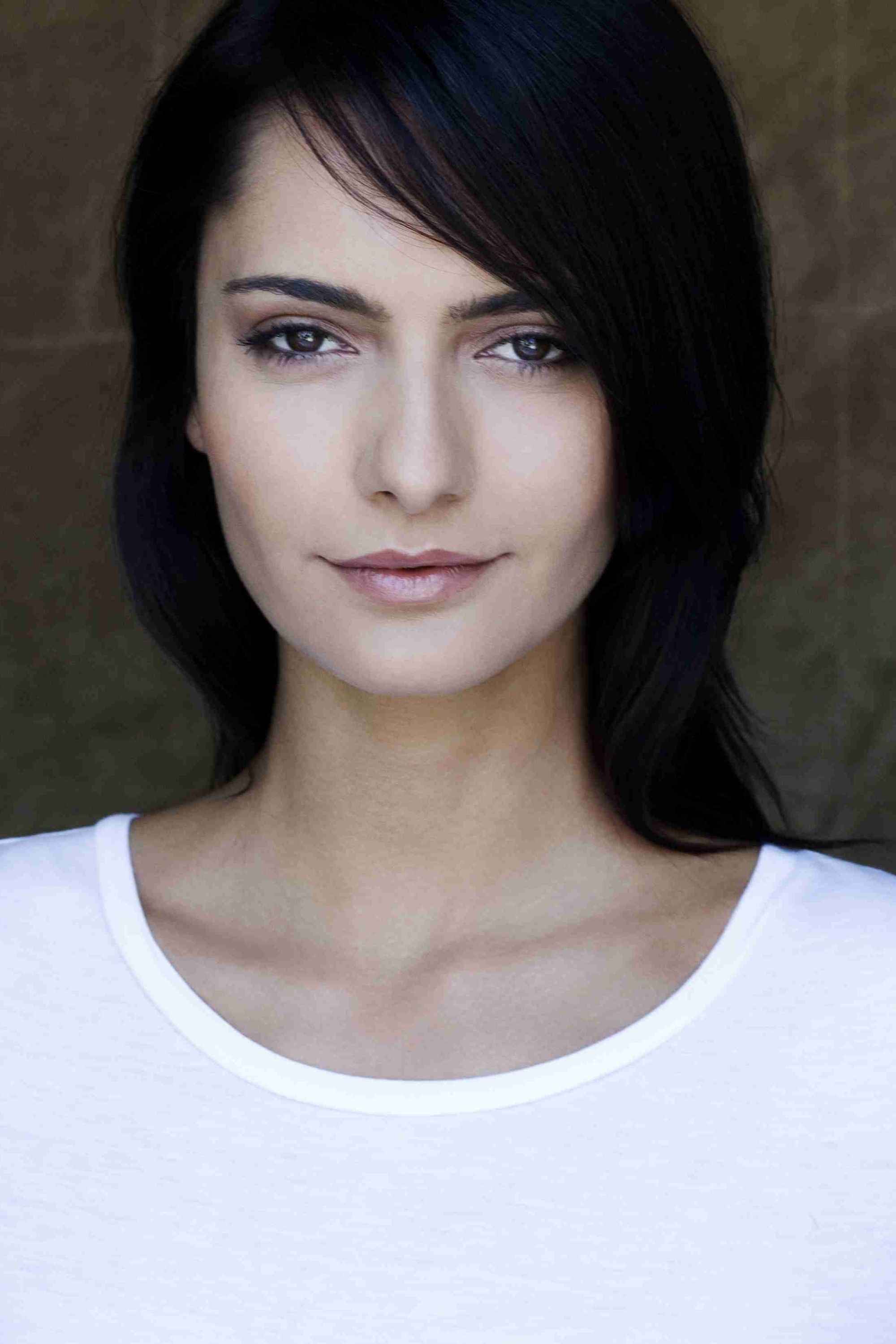 et billede af Betül Alganatay