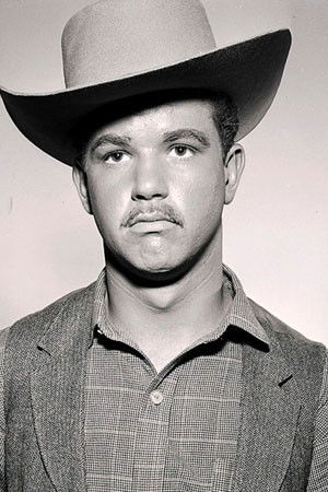 et billede af Mason Alan Dinehart