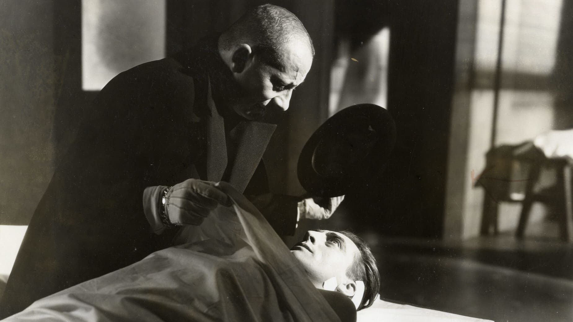 The Crime of Doctor Crespi (1935)