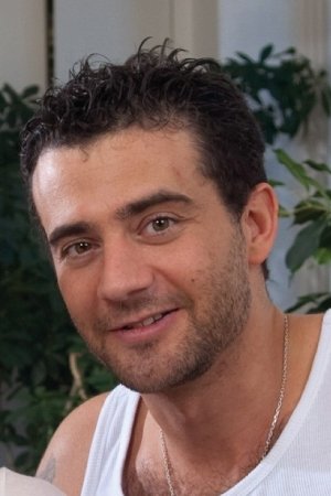 et billede af Phil Holliday