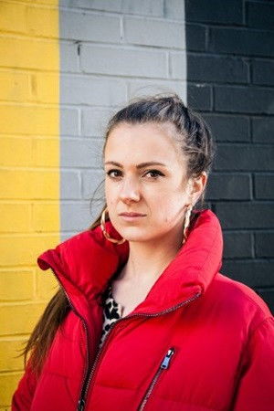 et billede af Daisy-May Hudson