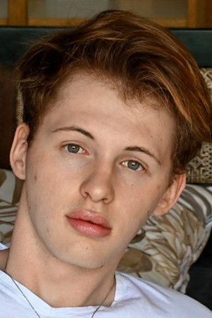 et billede af Adam Liotta