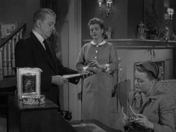 Prisoners' Wives S01E36 backdrop