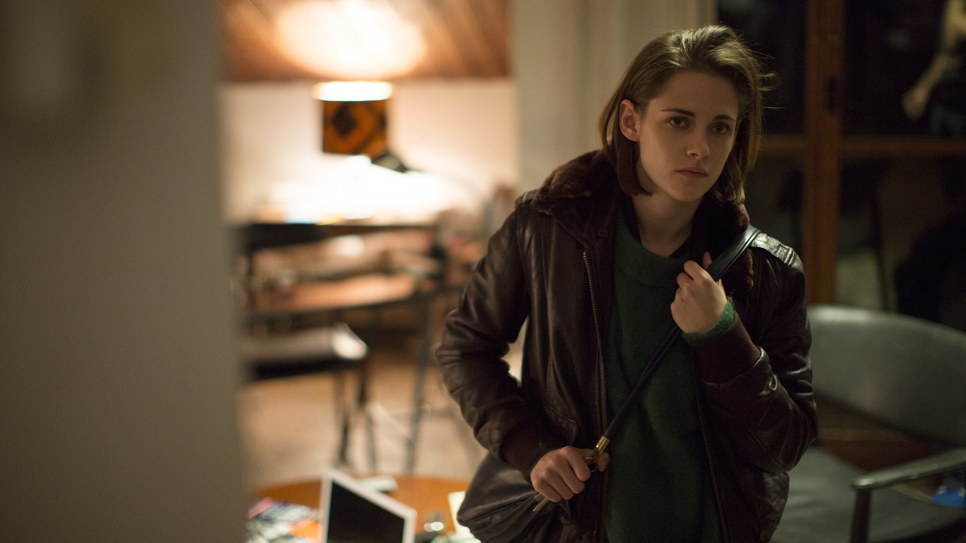 Personal Shopper (2016)