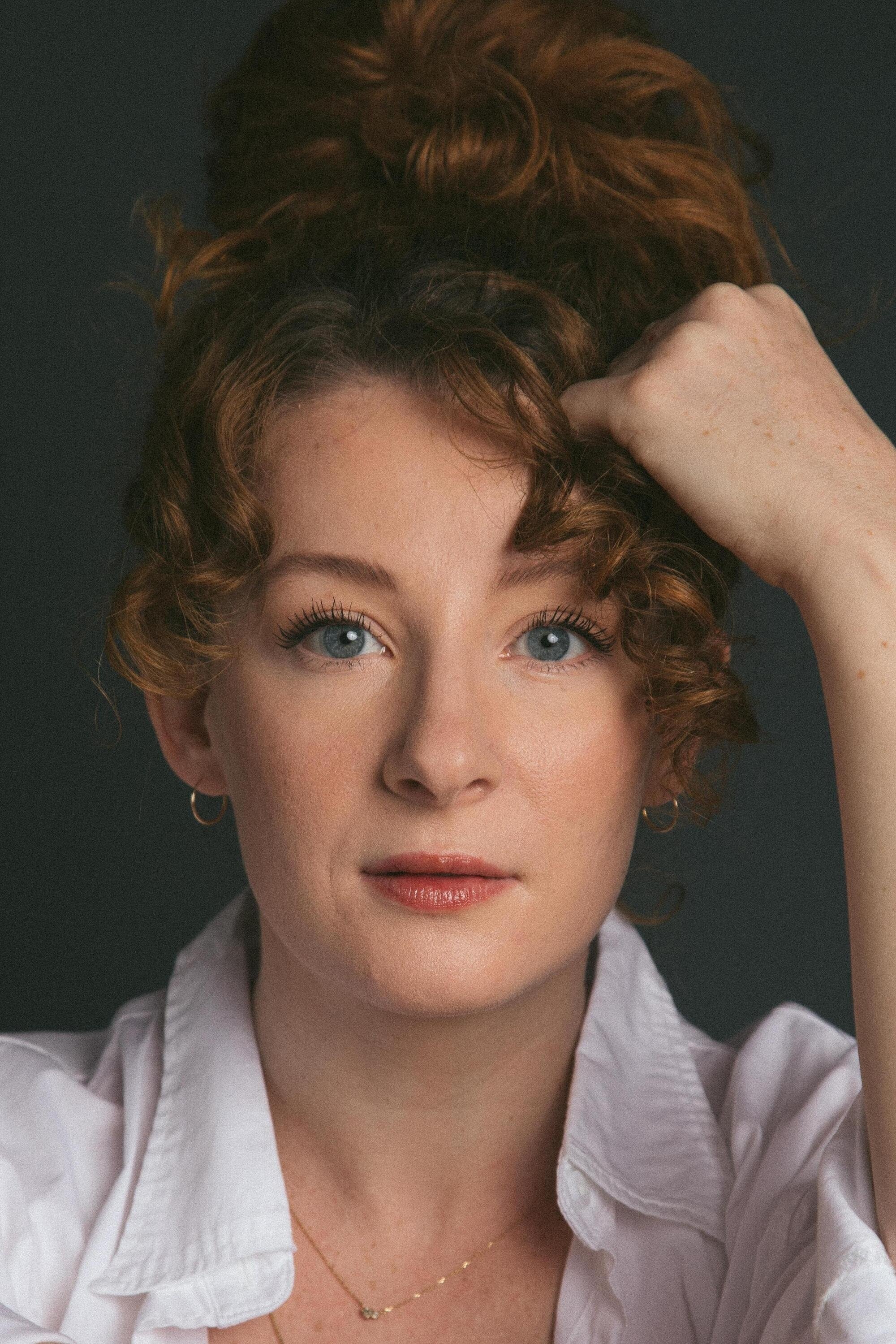 et billede af Beth Hawkes