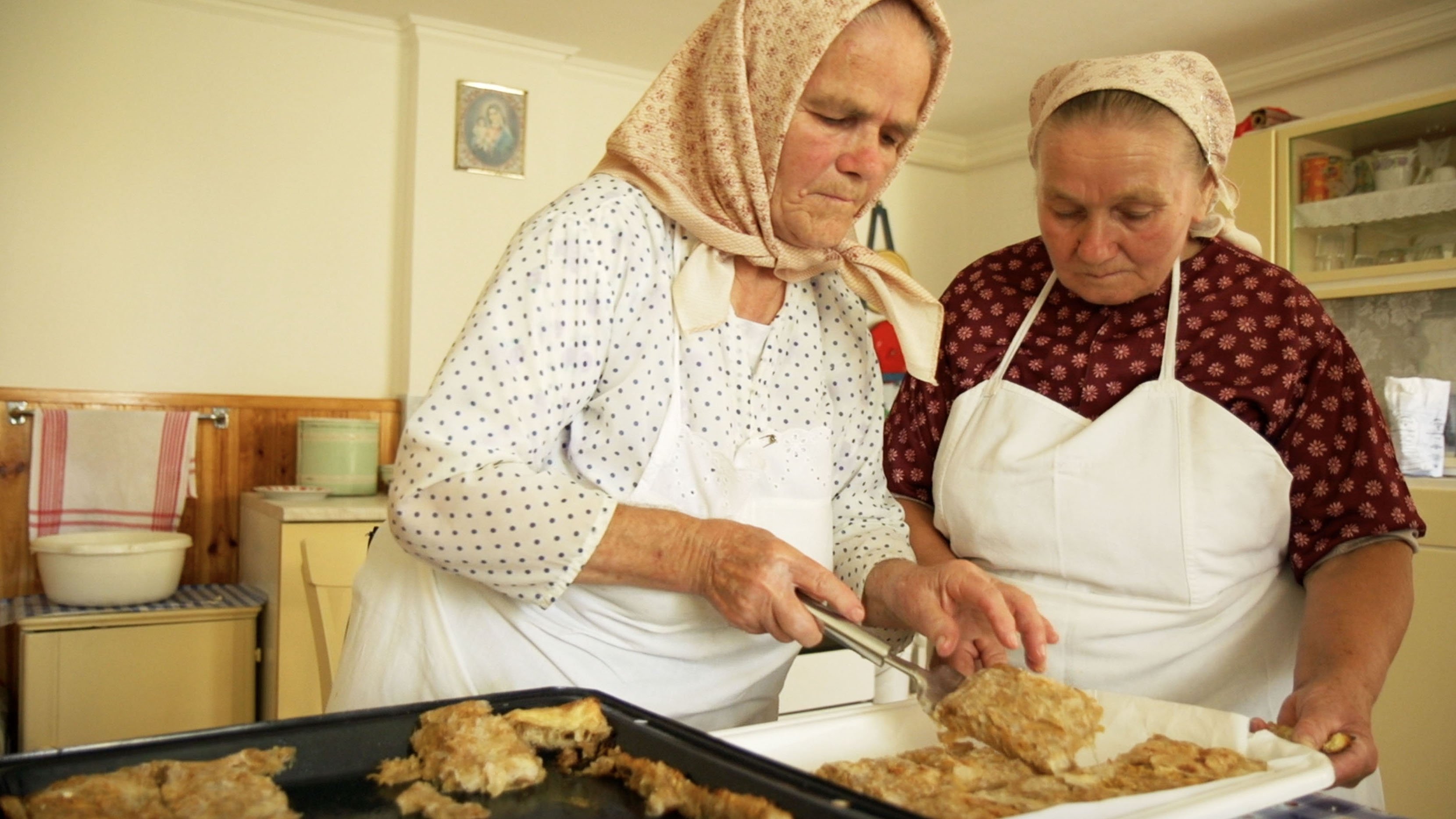 Strudel Sisters (2016)