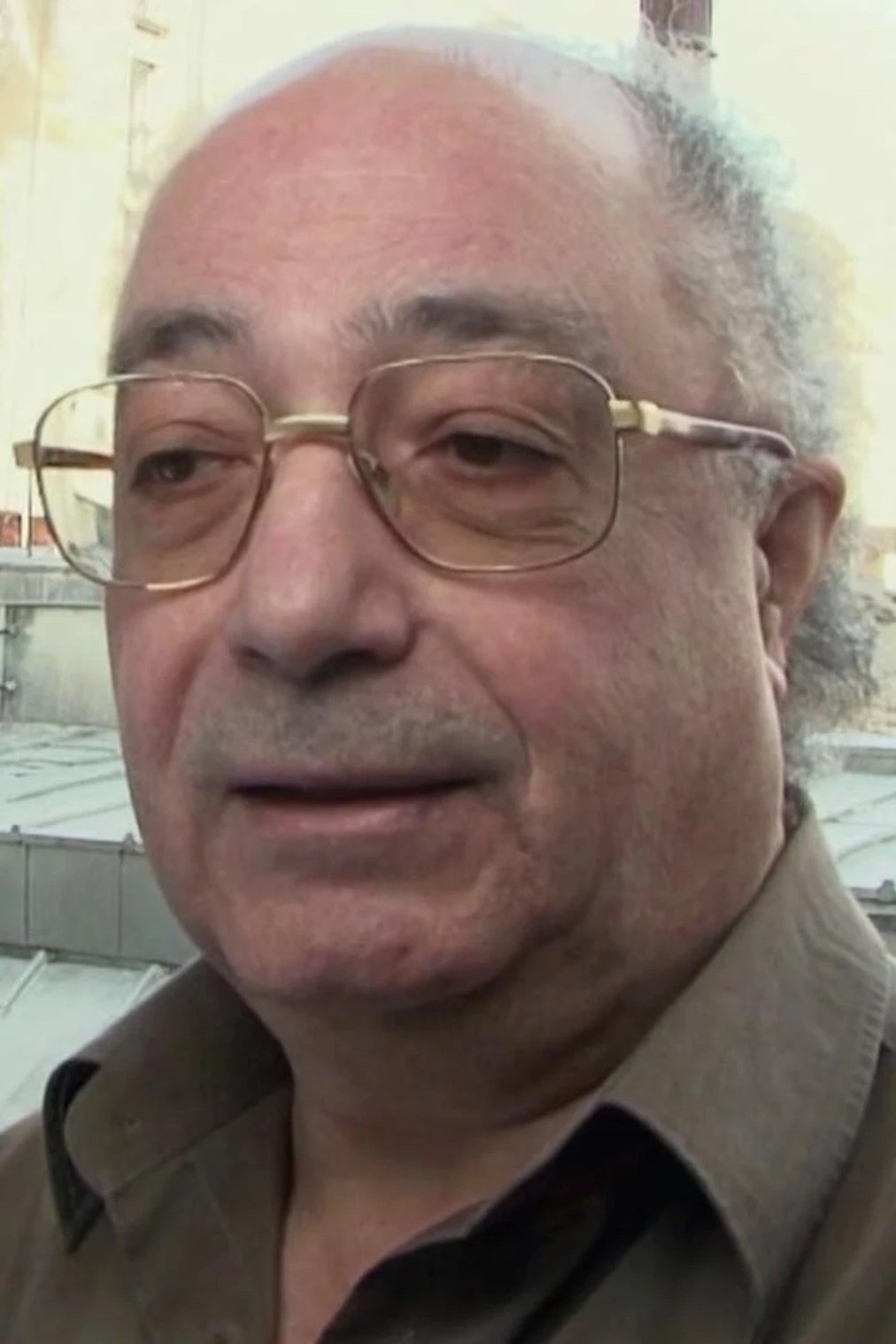 et billede af Iradj Azimi