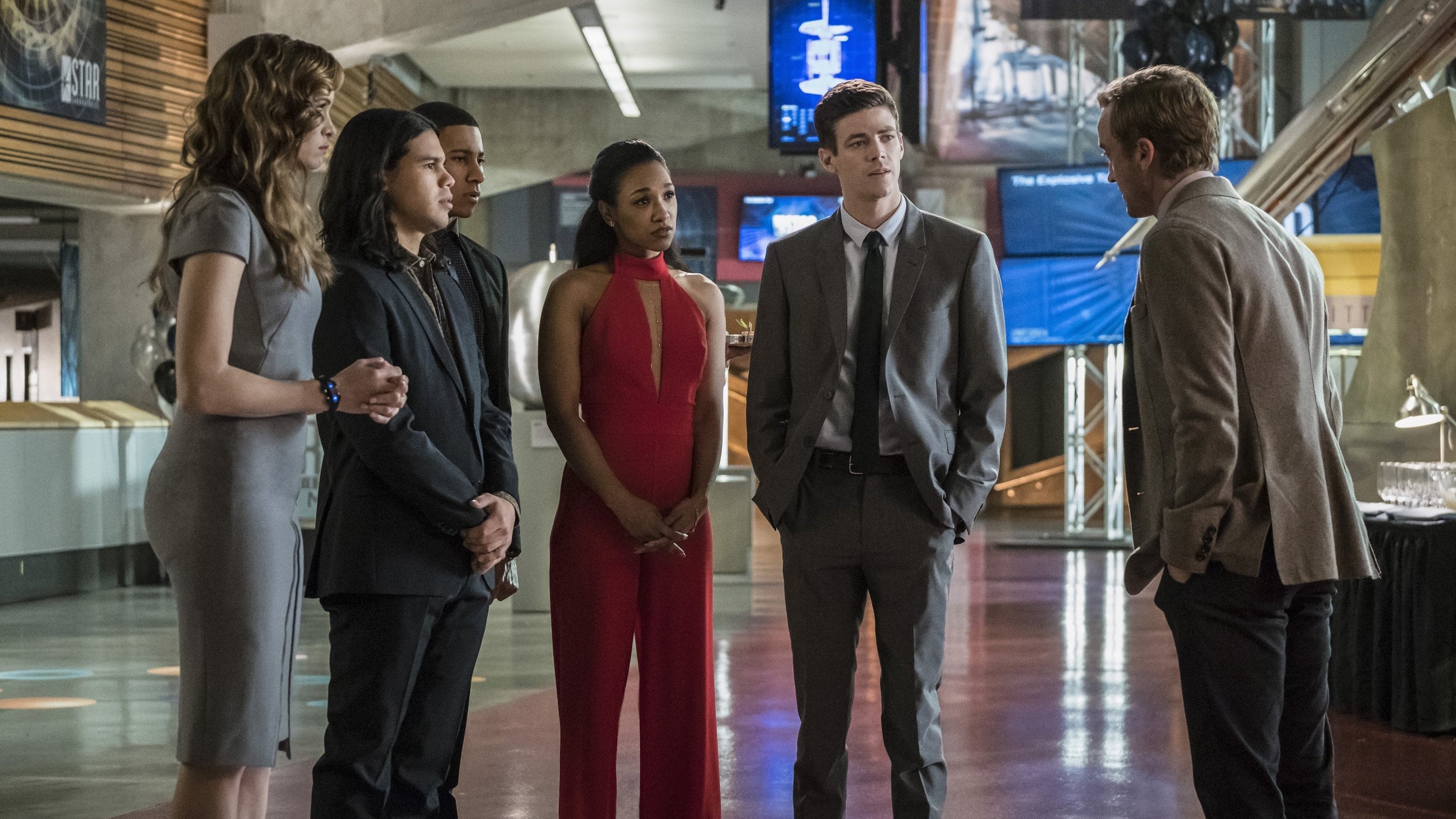 The Flash Season 3 :Episode 10  Borrowing Problems From The Future