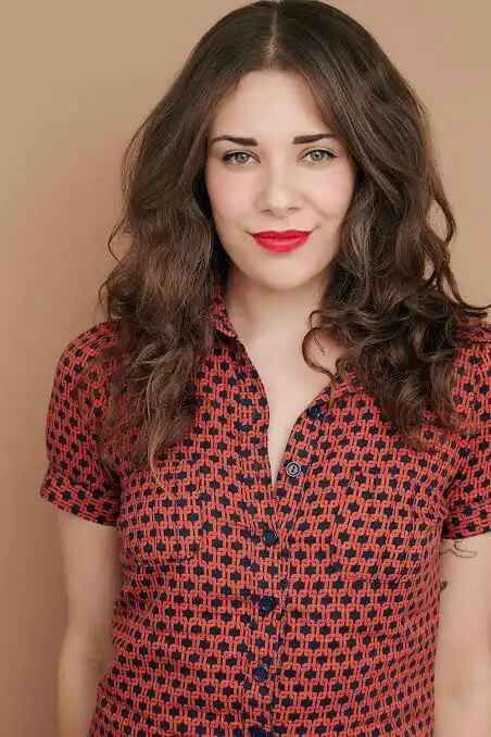 et billede af Nina Tarr