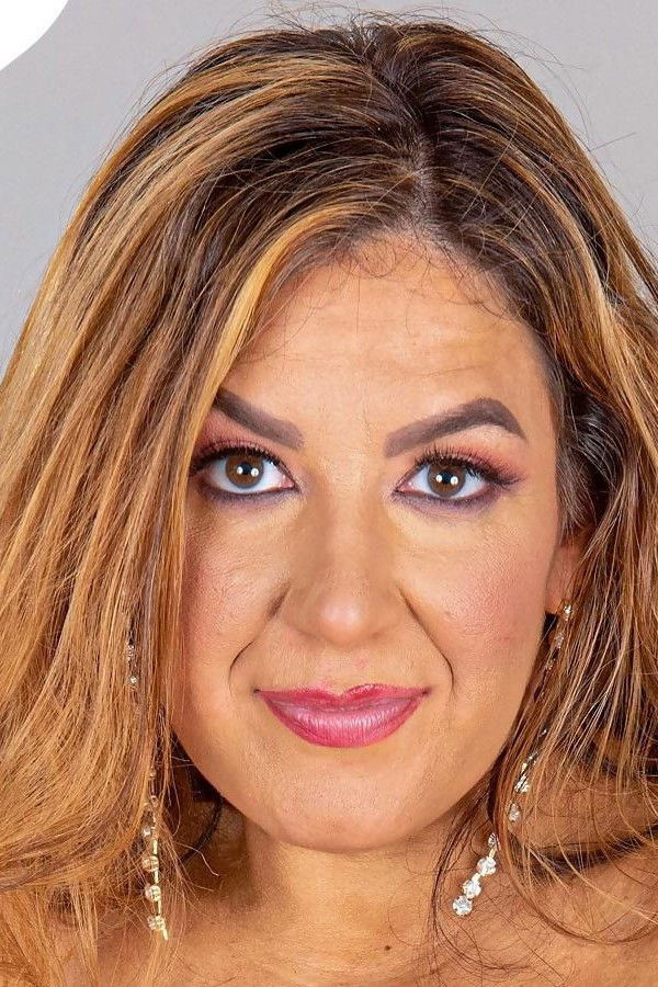 et billede af Gia Costello