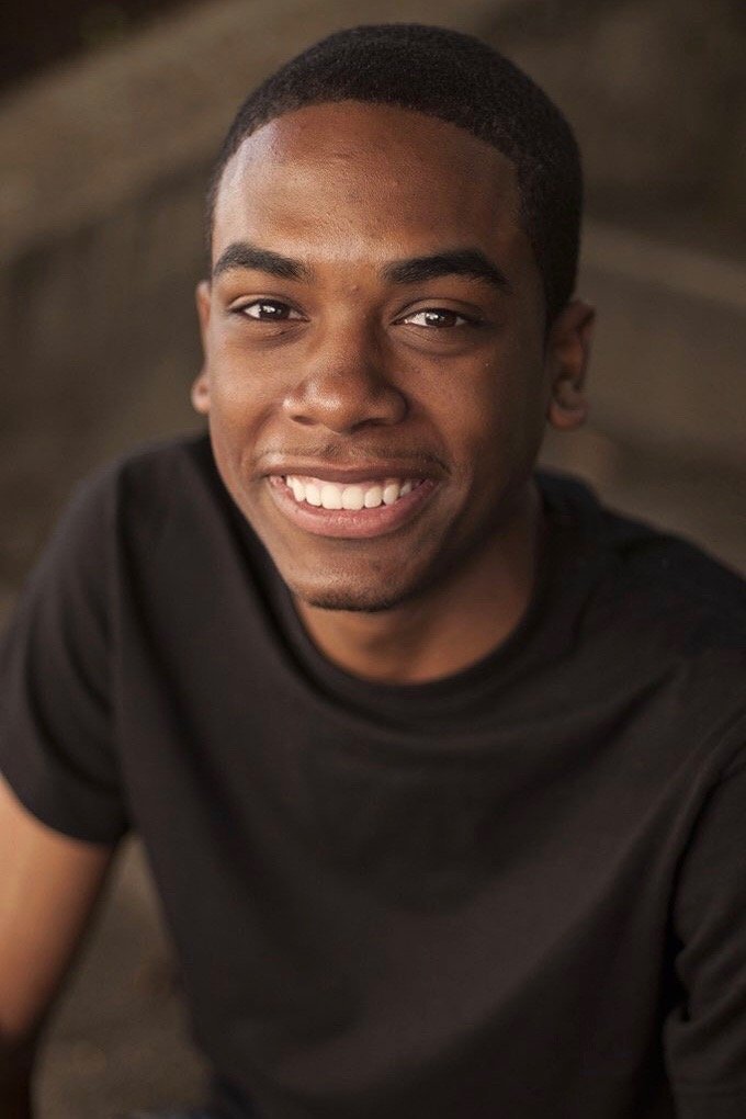 et billede af Ricky Low