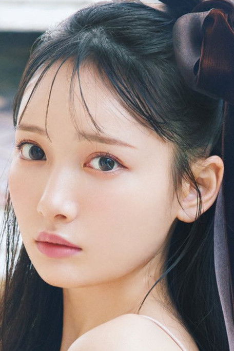 et billede af Hitomi Suzuki