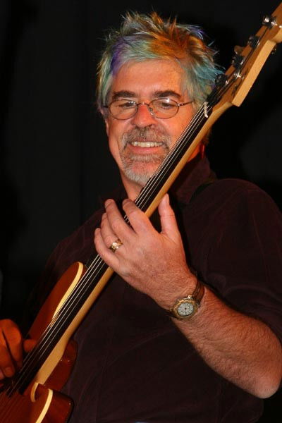 et billede af Glenn Cornick