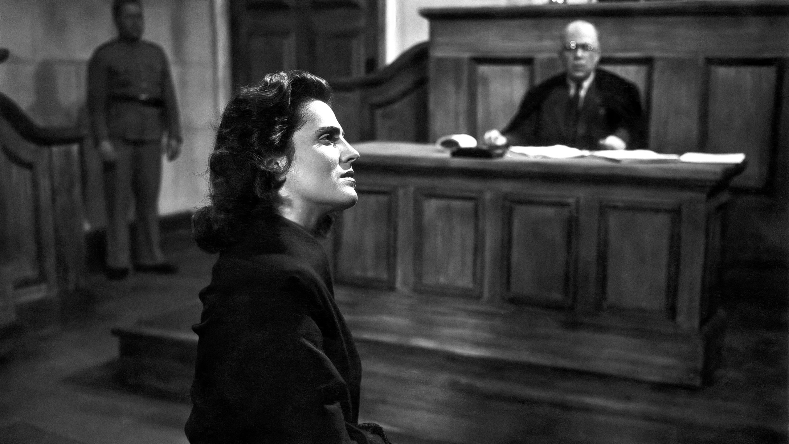 Black Cloaks (1947)