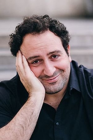 et billede af Ary Gabison