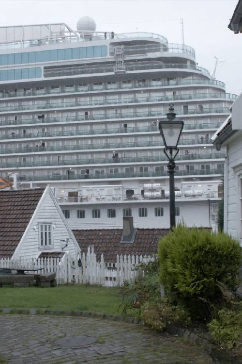 When the Giant Cruise Ships Came to Town