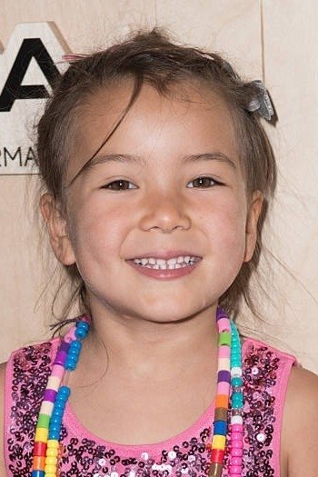 Jessie Ok Gray's picture in the cast