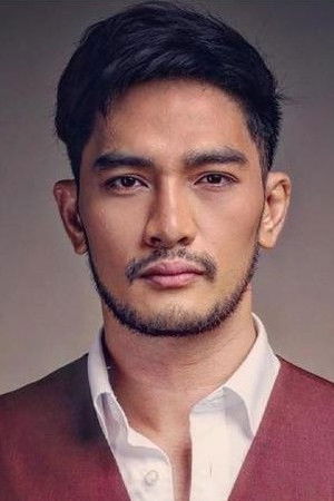 et billede af John Adajar