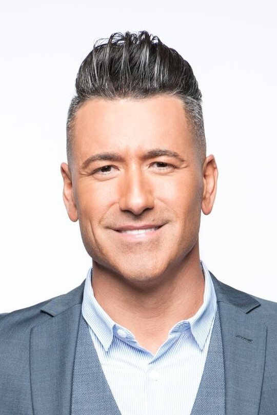 Jorge Bernal's picture in the cast