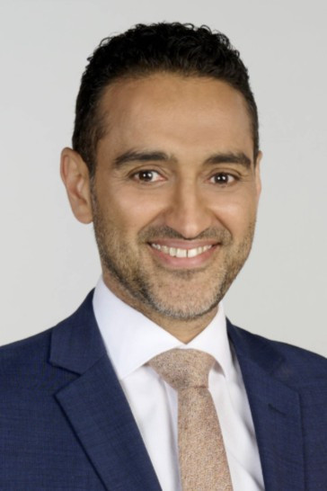 et billede af Waleed Aly
