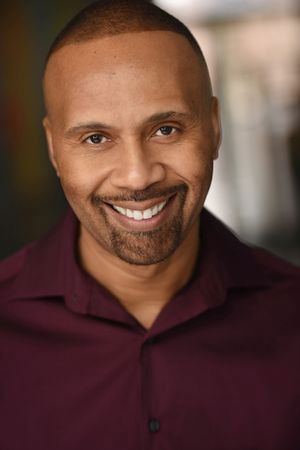 et billede af James Elwood Muller