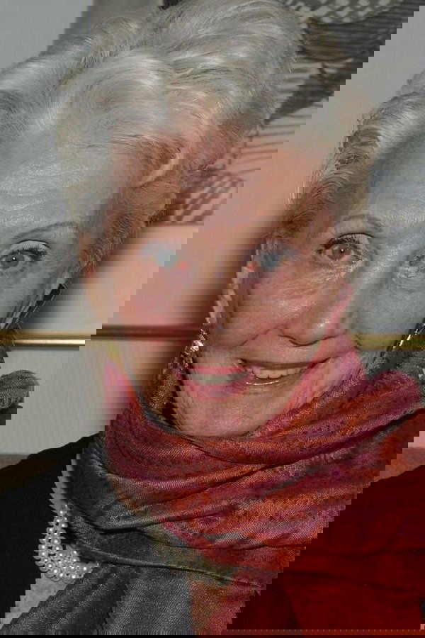 et billede af Lucienne Legrand