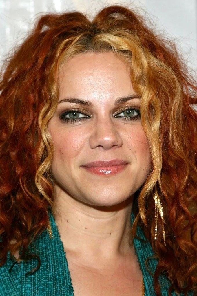 et billede af Nikka Costa