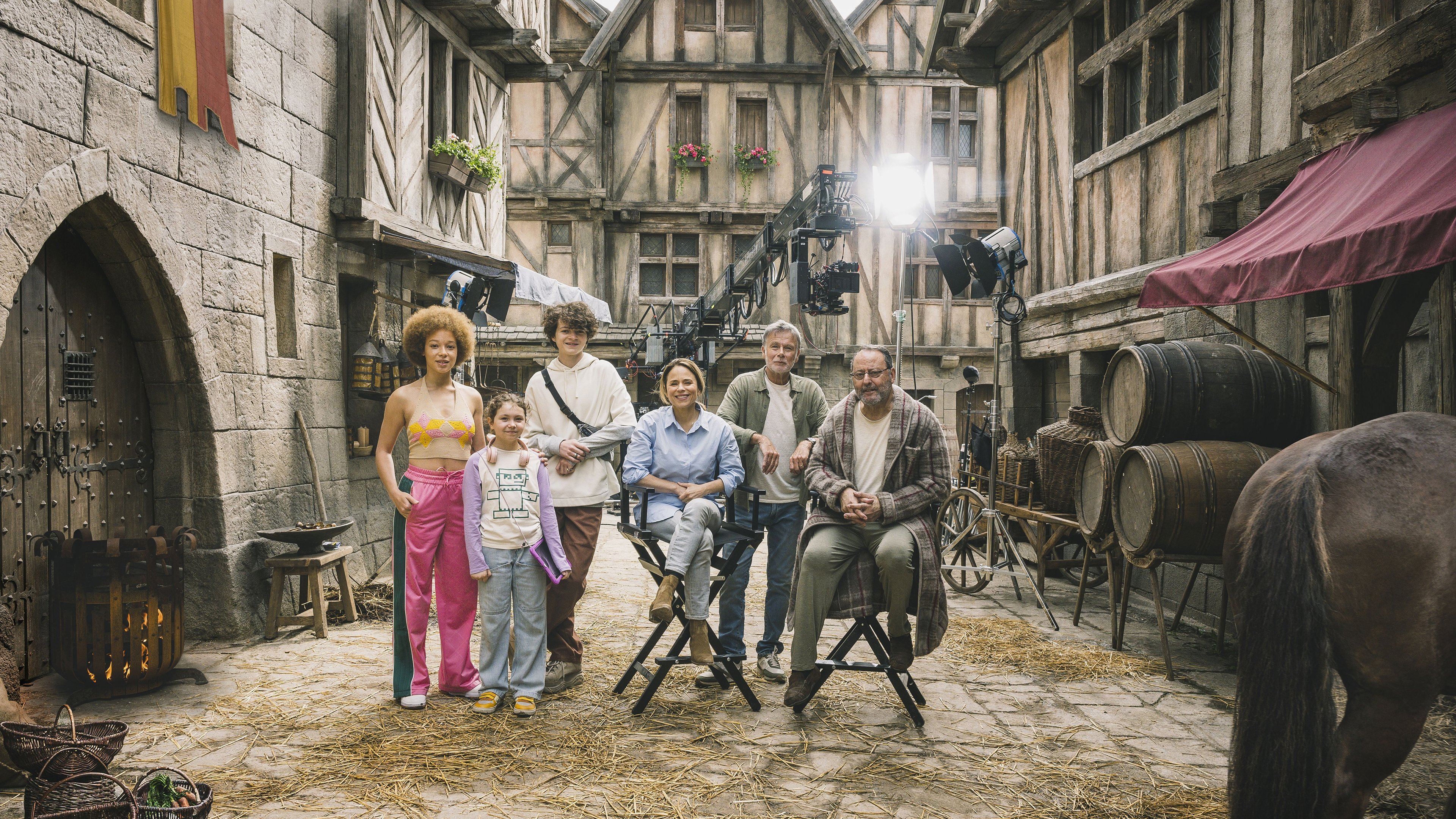 Family Pack (2024)