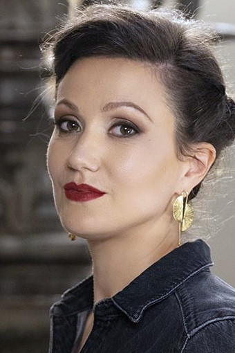 et billede af Julie Fuchs