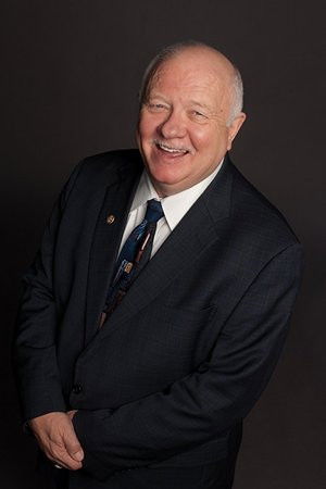 et billede af Earl Heard