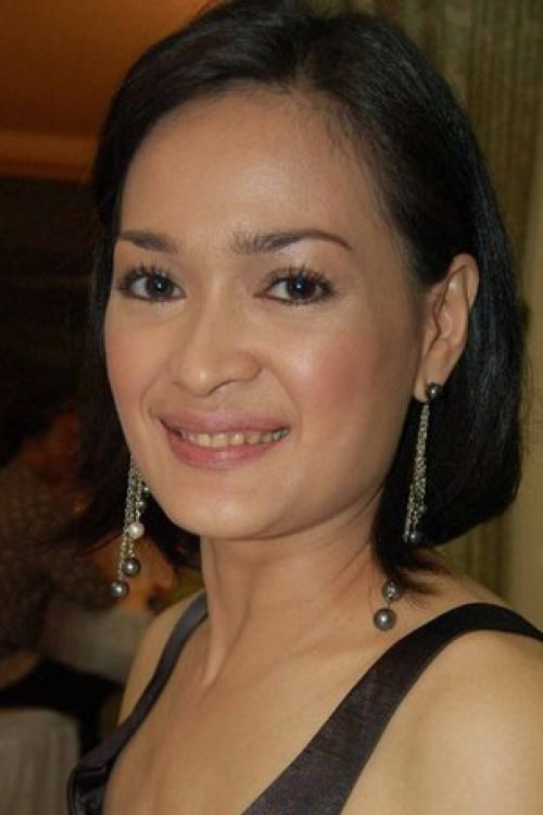 et billede af Donna Harun