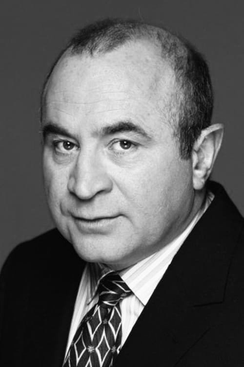 Bob Hoskins Photo