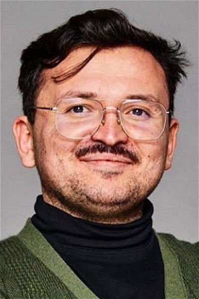 et billede af Umut Sakarya