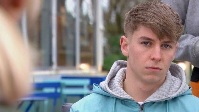 Hollyoaks 28x51