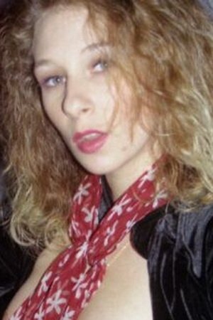 et billede af Stephanie Bon