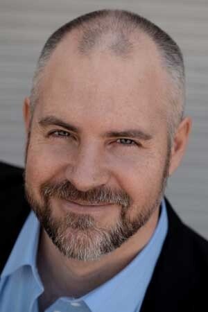 et billede af Douglas Sarine